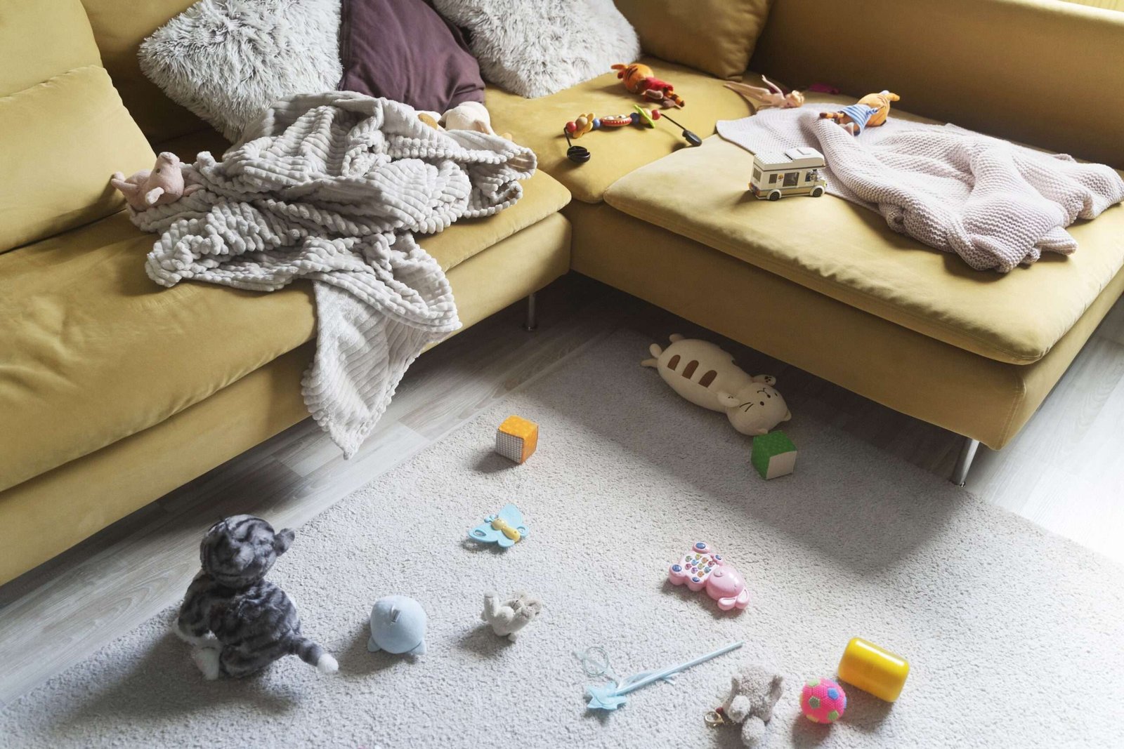 Clean a Baby-Friendly Living Room